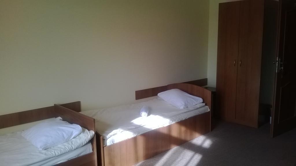 Hostel Milosz Grabowiec  Zimmer foto
