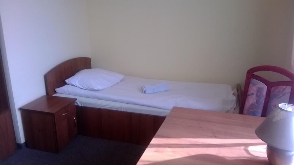 Hostel Milosz Grabowiec  Zimmer foto