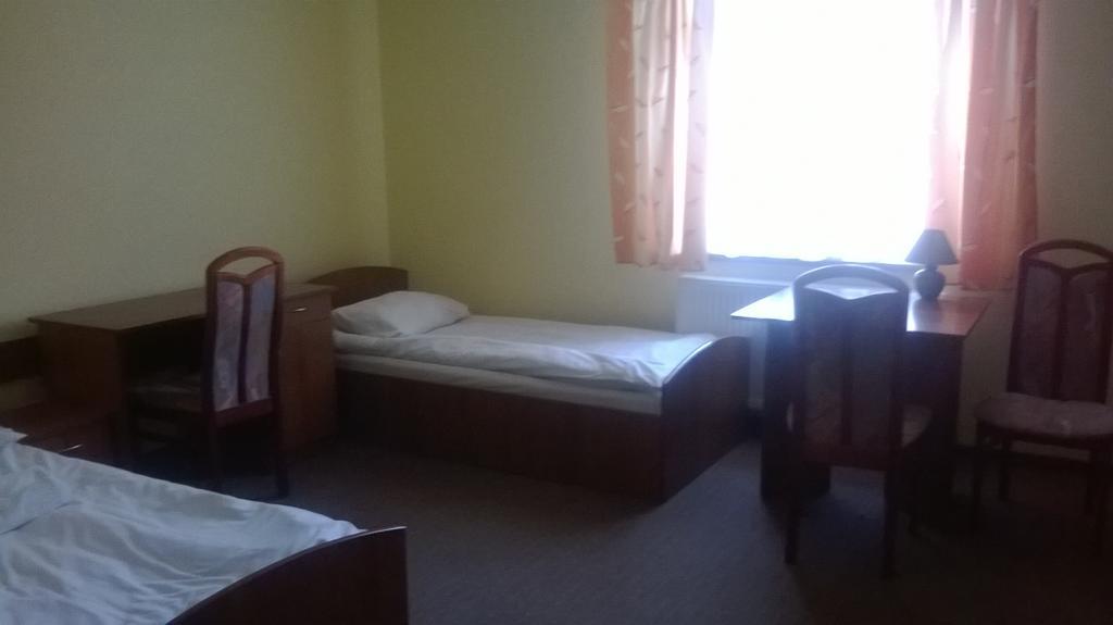 Hostel Milosz Grabowiec  Zimmer foto