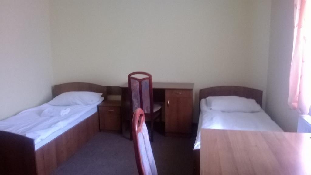 Hostel Milosz Grabowiec  Zimmer foto