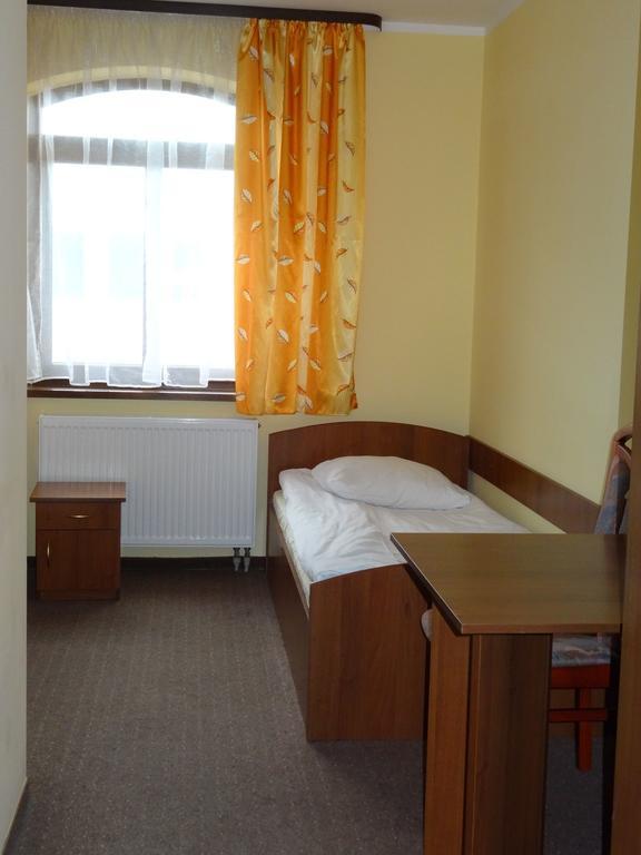 Hostel Milosz Grabowiec  Zimmer foto