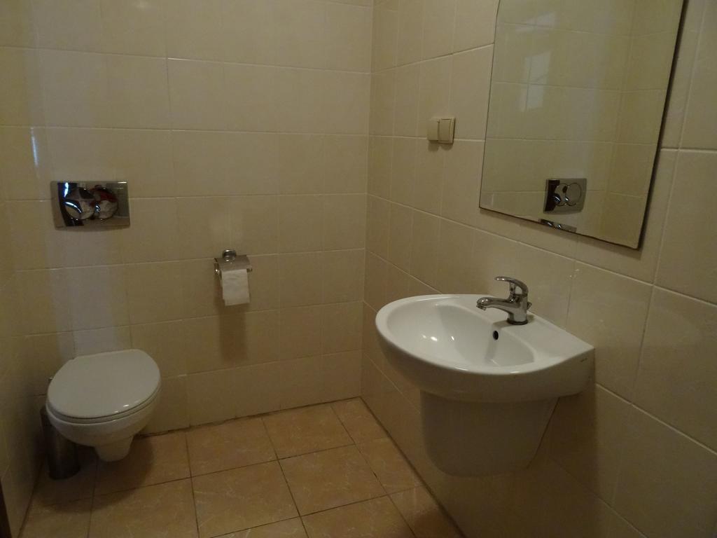 Hostel Milosz Grabowiec  Zimmer foto