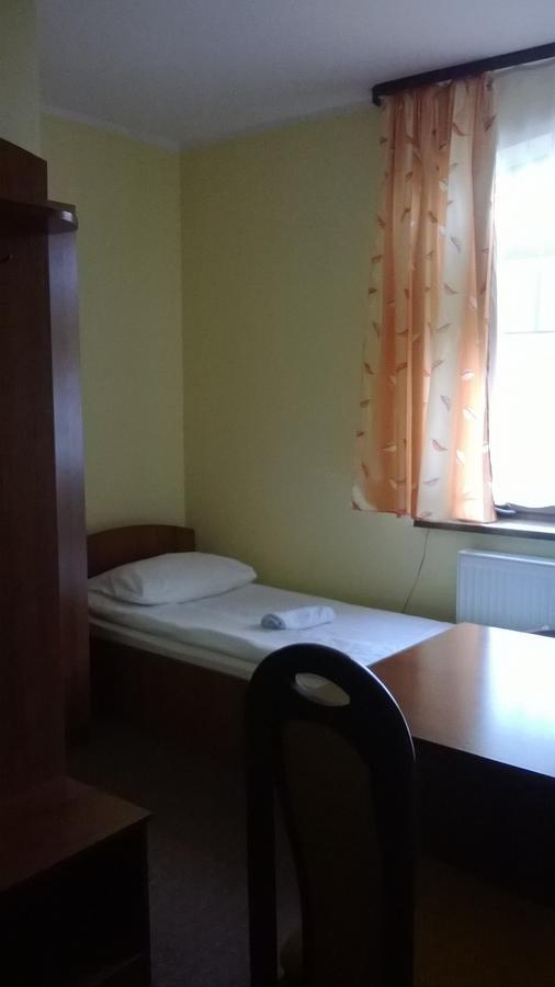 Hostel Milosz Grabowiec  Zimmer foto